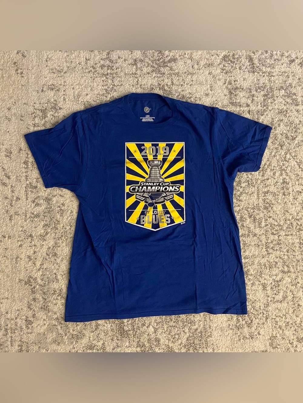 NHL St. Louis Blues Stanley Cup Champions Blue Tee Size Large